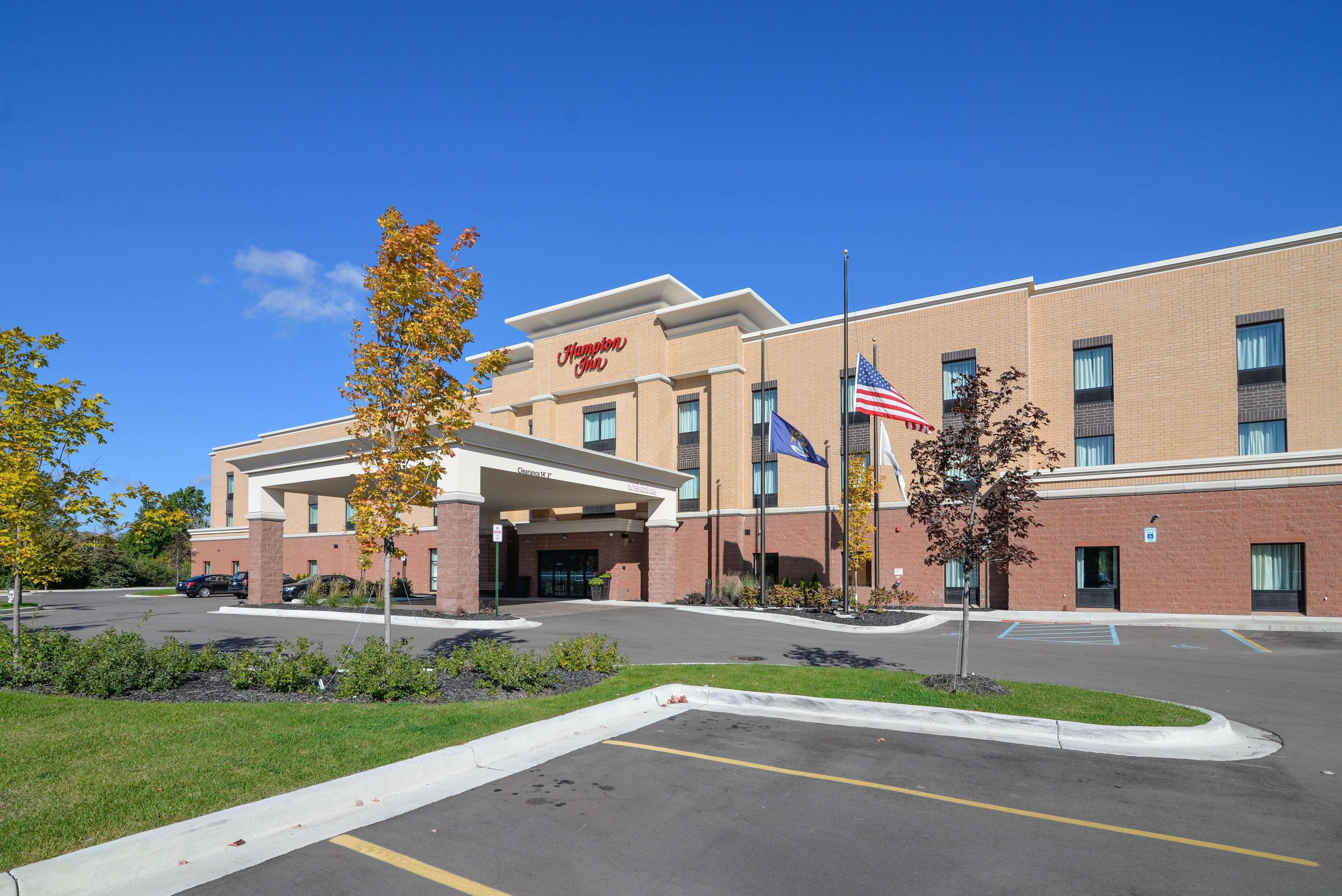 Hampton Inn Brighton Mi מראה חיצוני תמונה