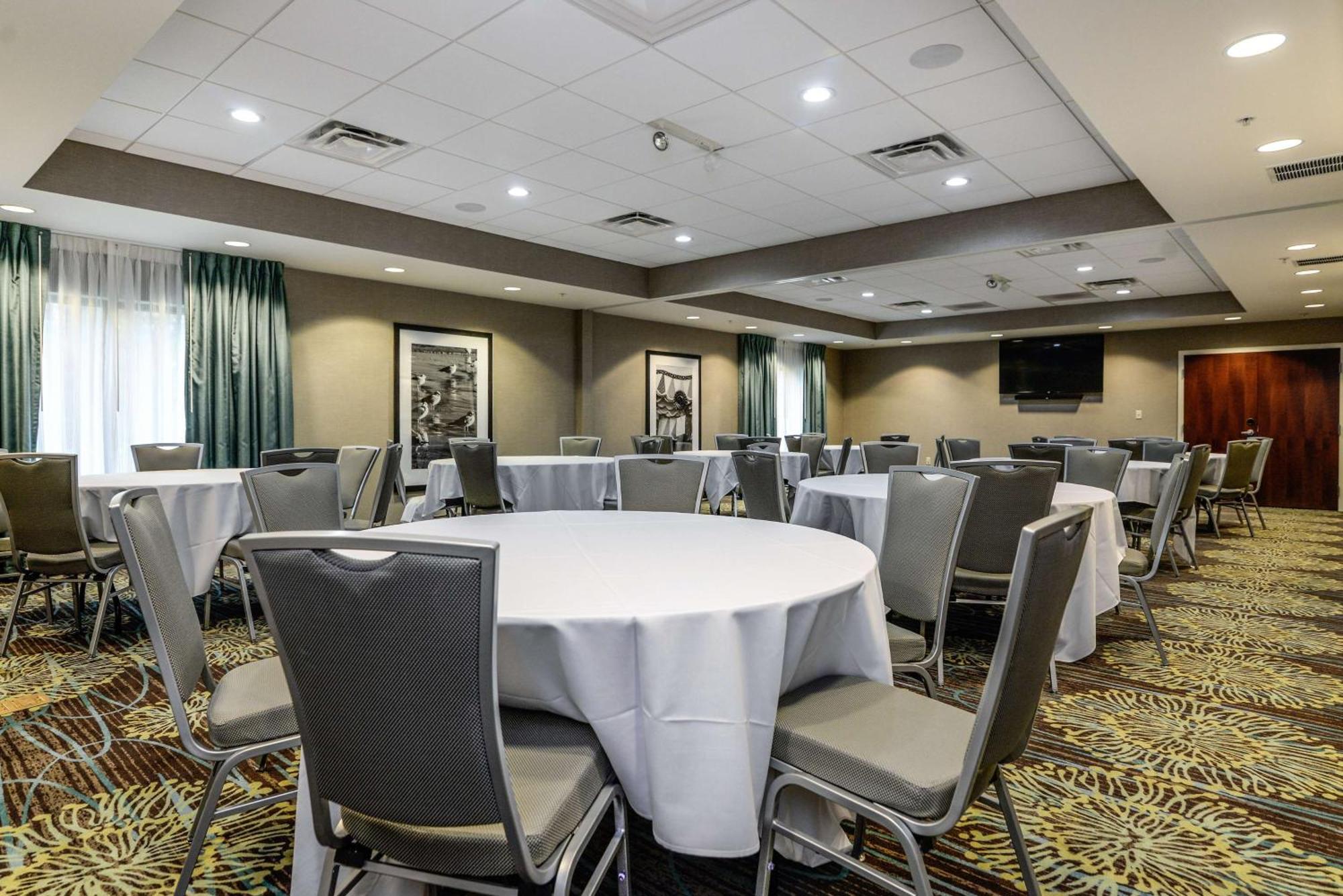 Hampton Inn Brighton Mi מראה חיצוני תמונה