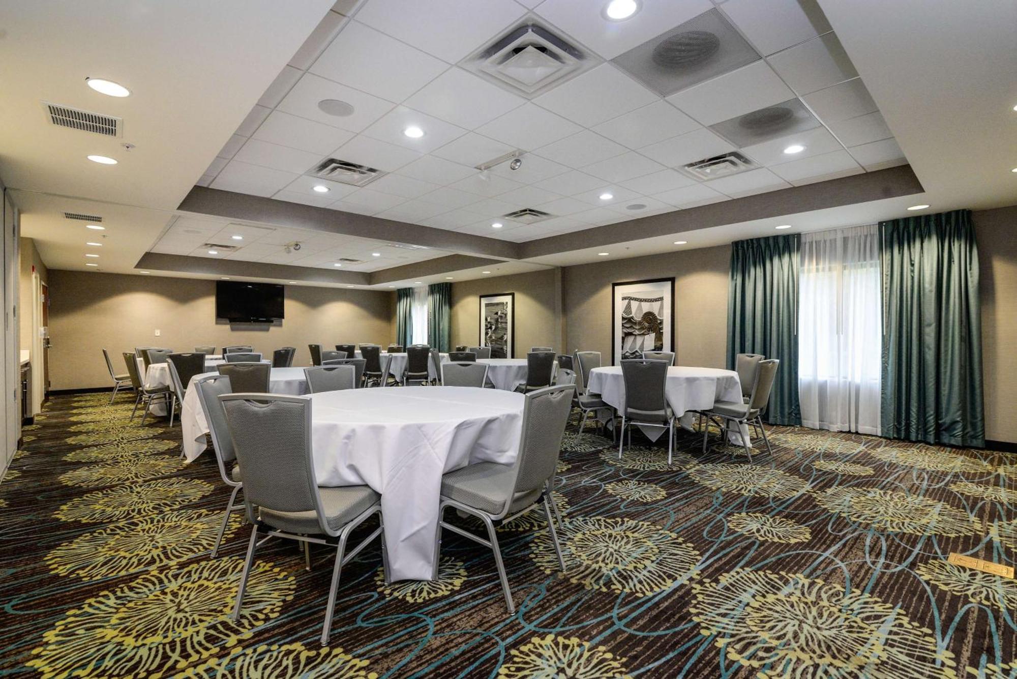 Hampton Inn Brighton Mi מראה חיצוני תמונה