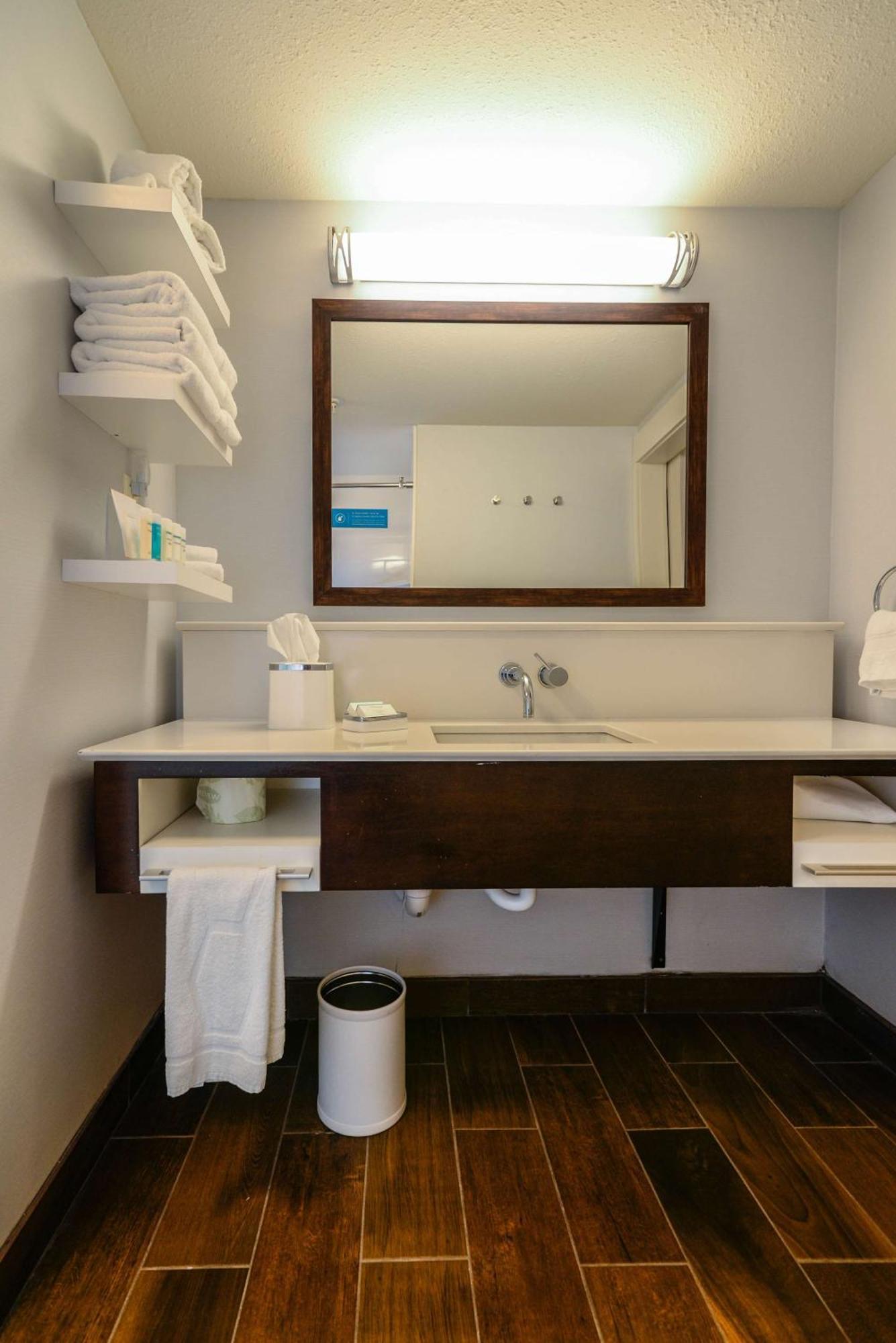 Hampton Inn Brighton Mi מראה חיצוני תמונה