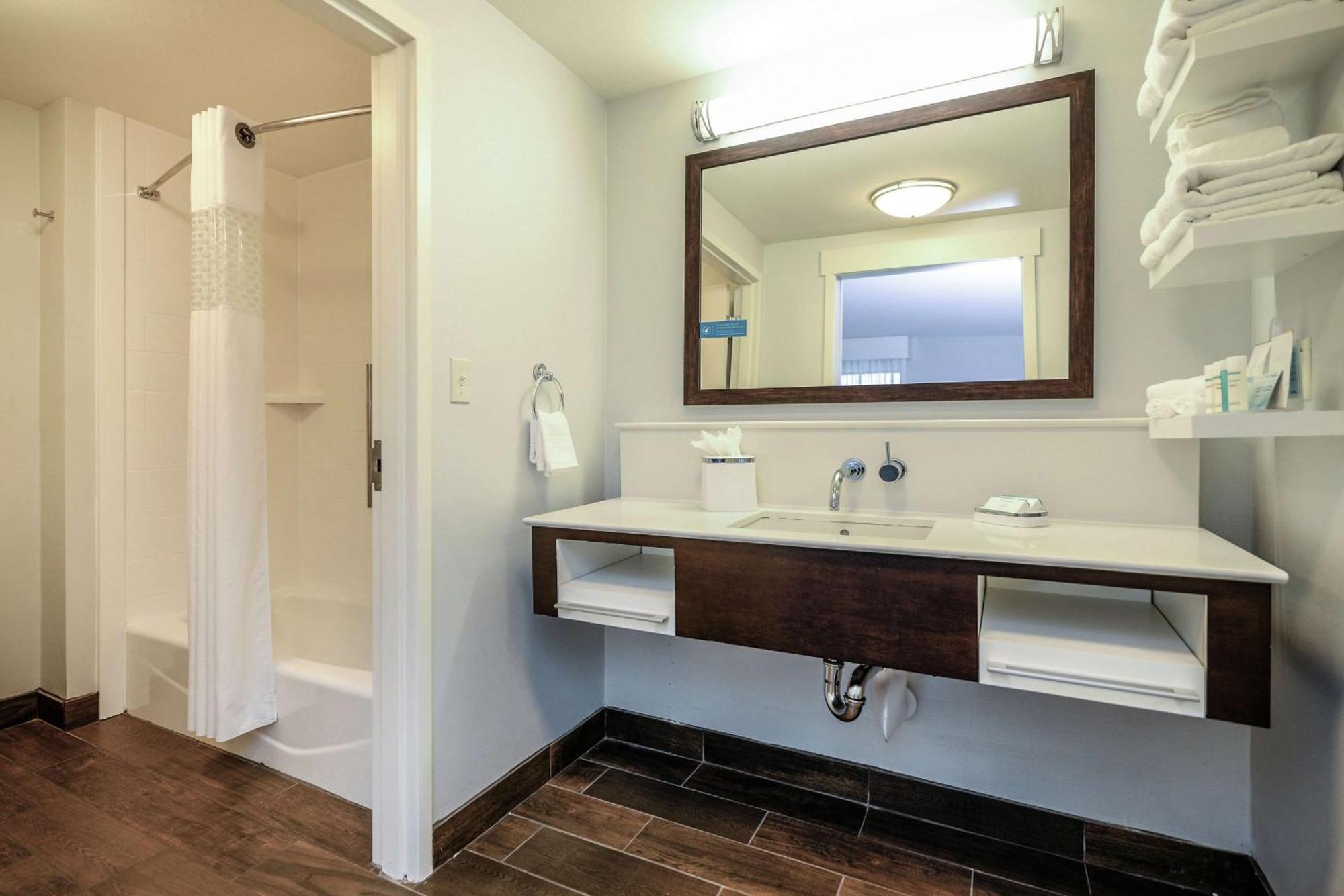 Hampton Inn Brighton Mi מראה חיצוני תמונה