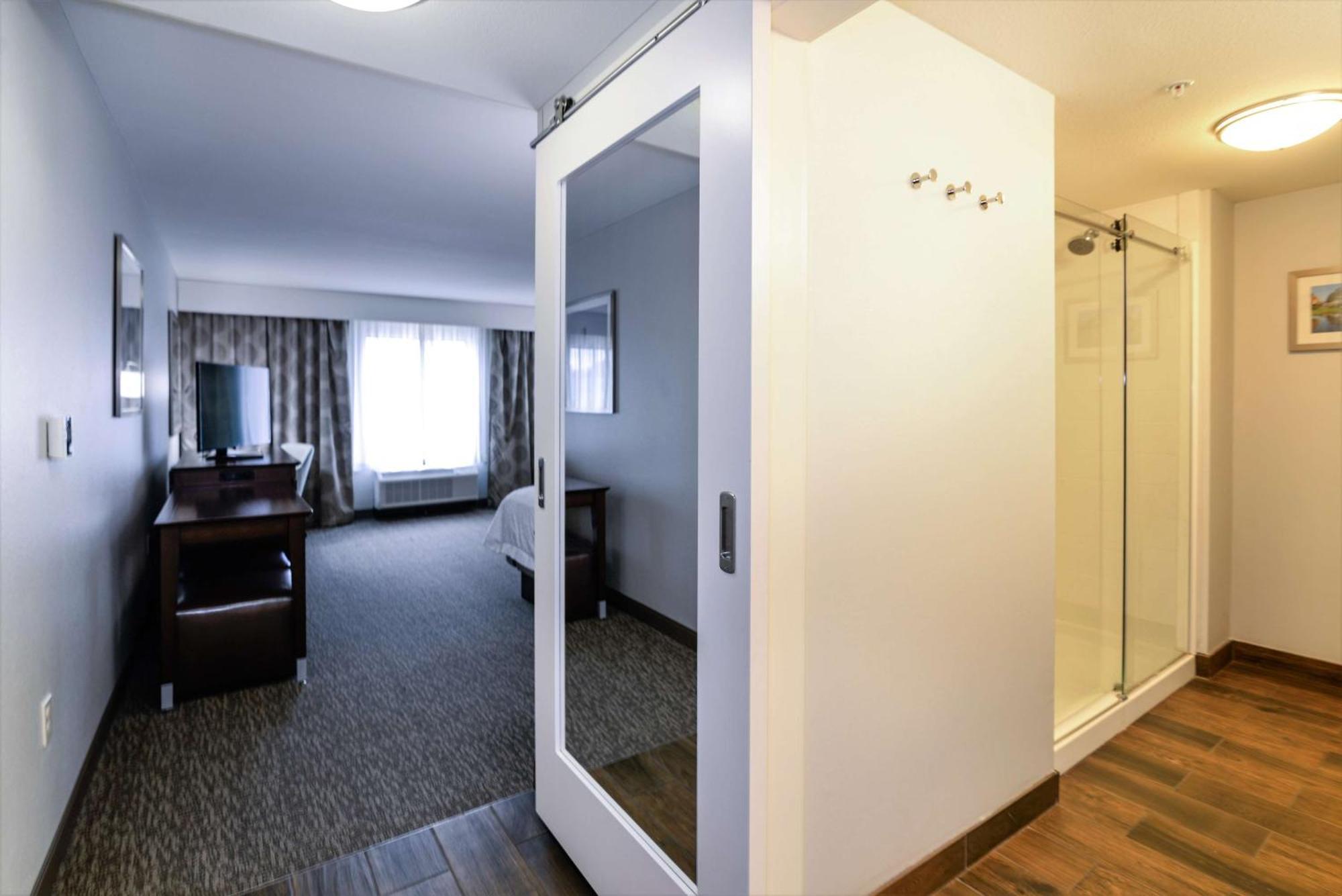 Hampton Inn Brighton Mi מראה חיצוני תמונה